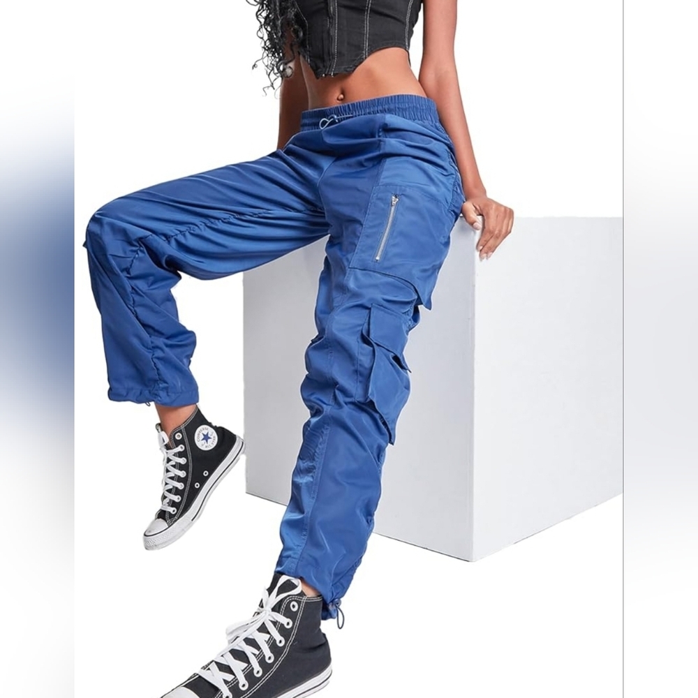 YMI Jeans Women's Rouched Nylon Blue Cargo Joggers Size LG NEW